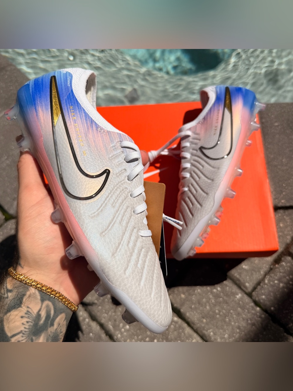 NIKE LEGEND 10 ELITE AG-PRO NU2 SOCCER CLEATS IO4461-001 SIZE (6 MEN)(7.5 WOMEN)